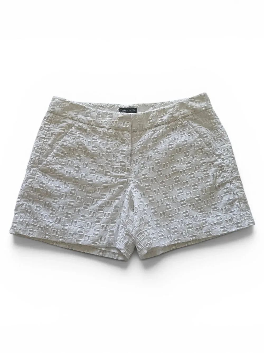 Vince Camuto White Eyelet Textured Bermuda Shorts Size 0